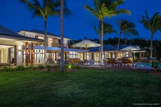 Sun Estate — luxury villa photo 1