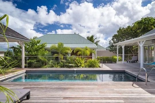 Wild Blue Estate — luxury villa photo 47