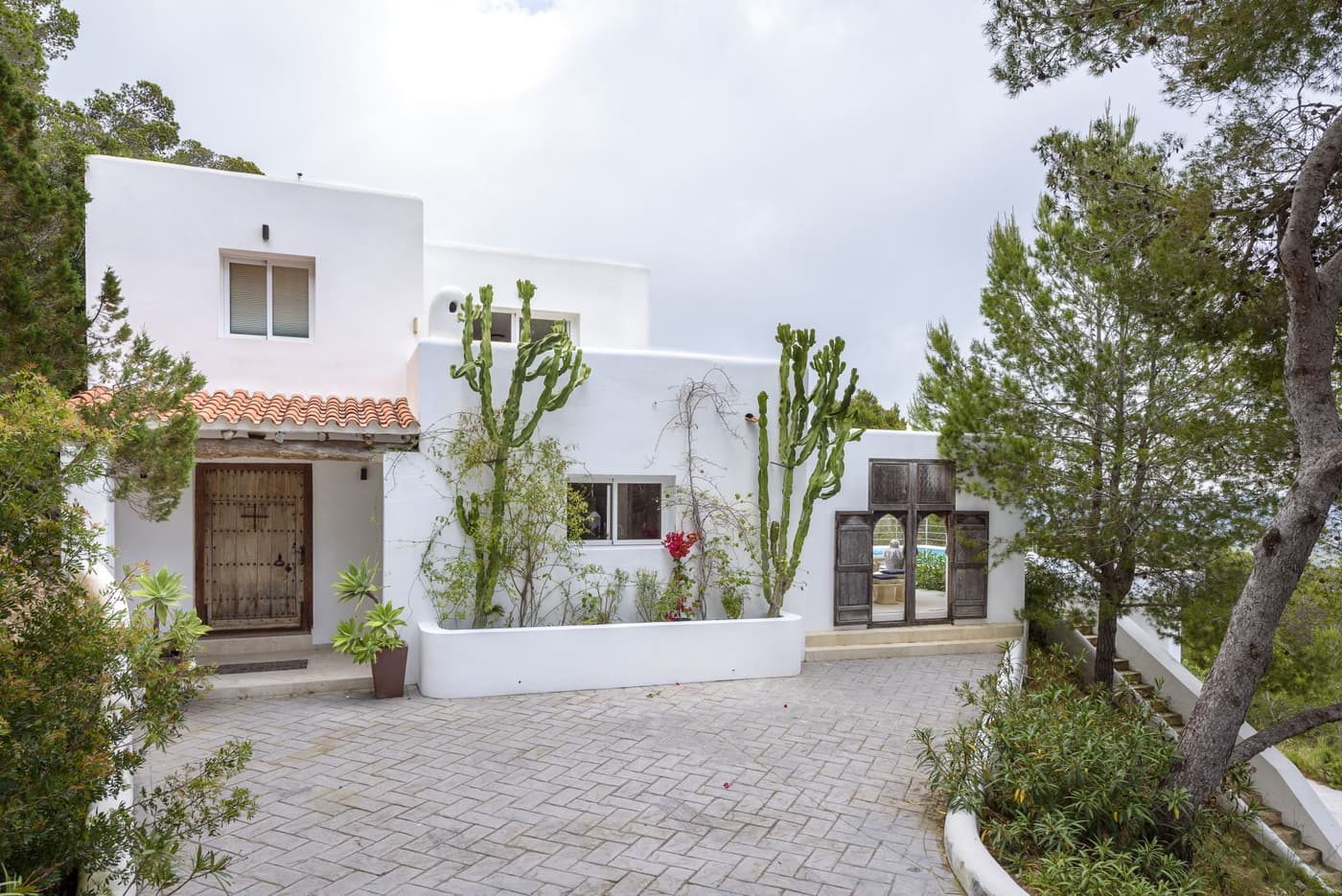 House Pearl — luxury villa photo 47