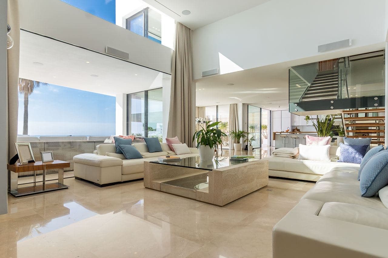 Villa Blue Sky — luxury villa photo 1