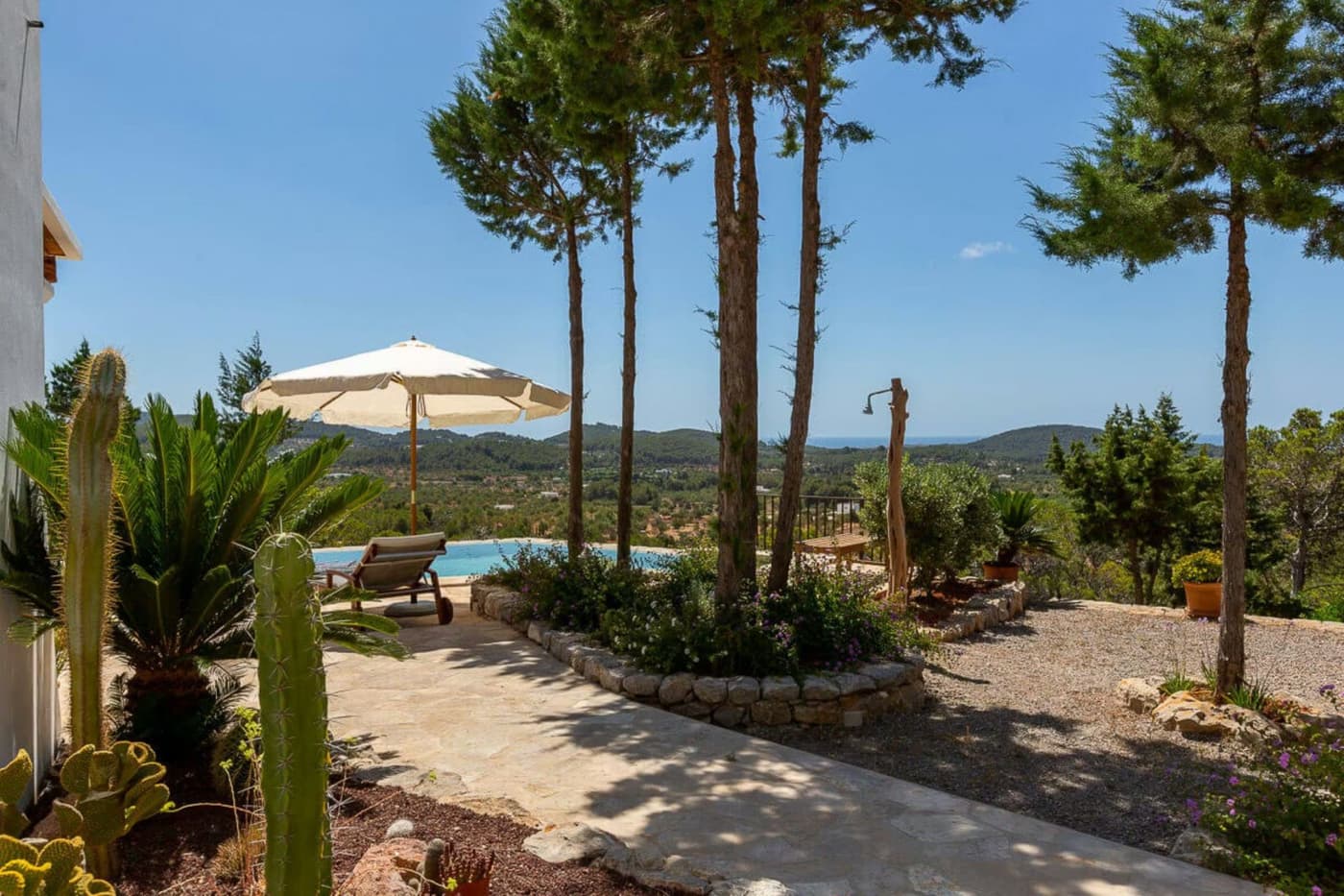 Villa Juniper Hill — luxury villa photo 33