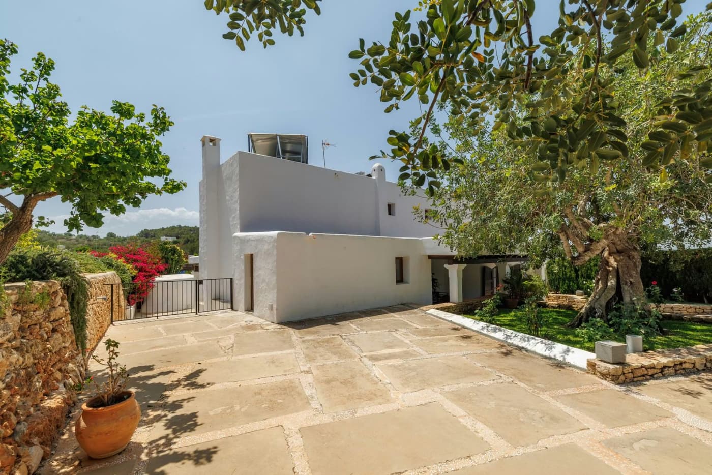 Can Peralta Vell — luxury villa photo 41