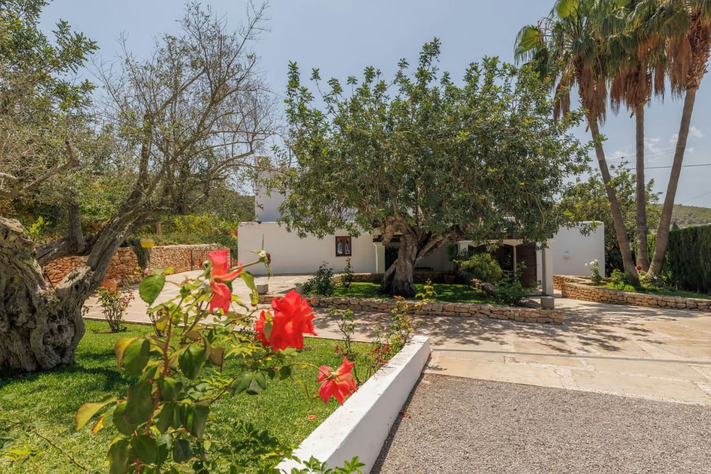 Can Peralta Vell — luxury villa photo 42