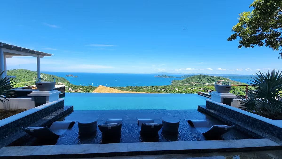 Castle Essence of Dreams — luxury villa photo 3
