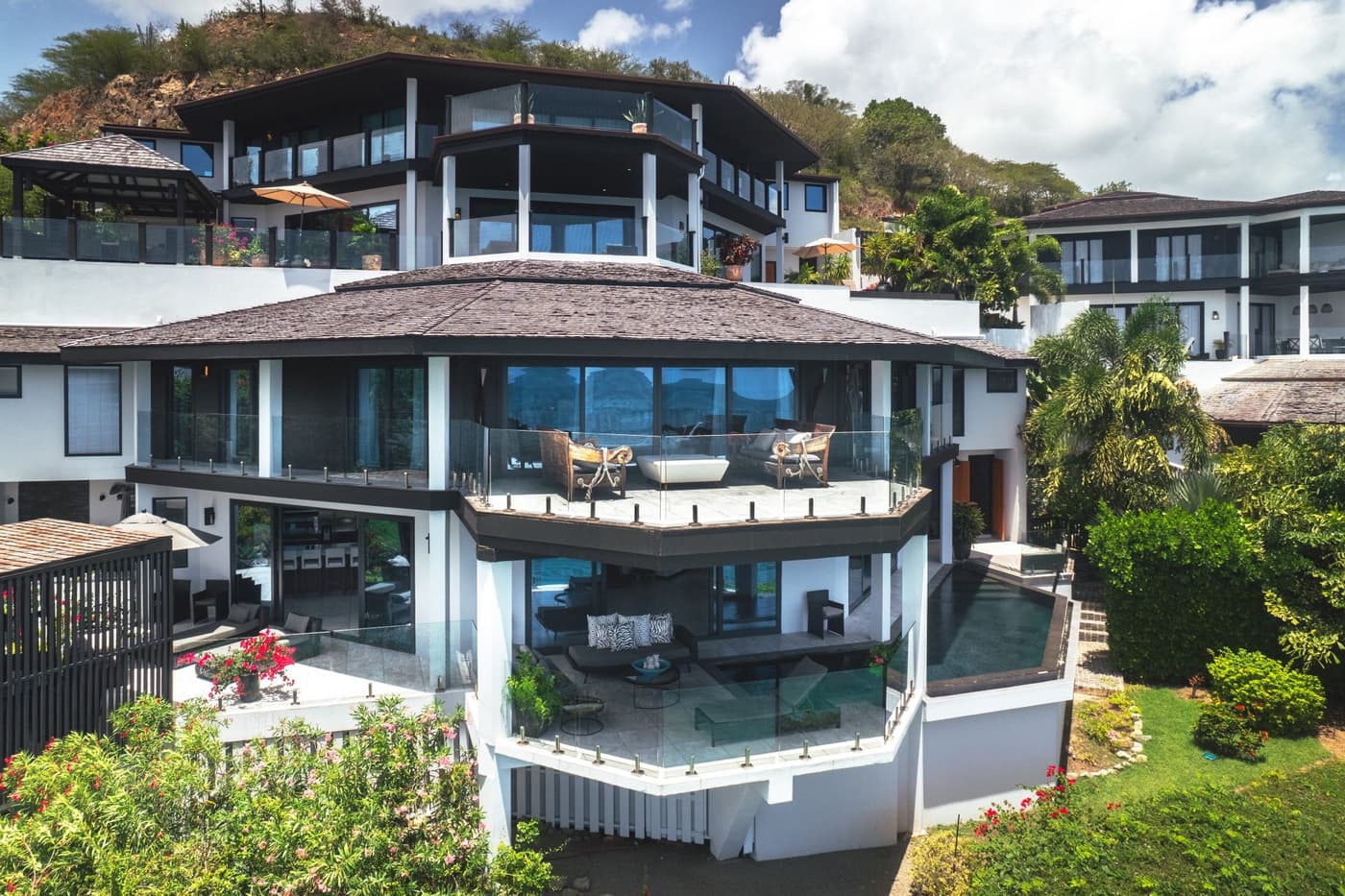 Ocean Blue — luxury villa photo 1