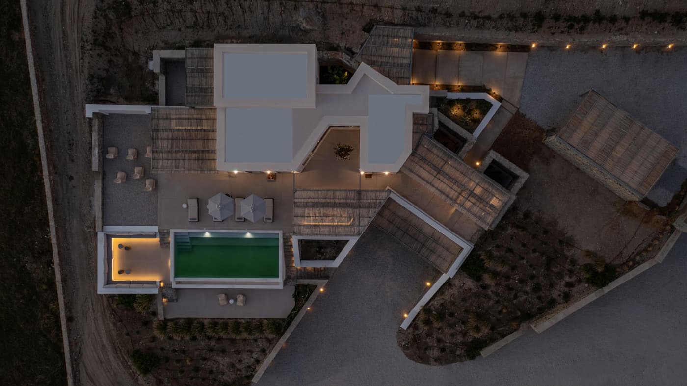 Villa Nyssis — luxury villa photo 2