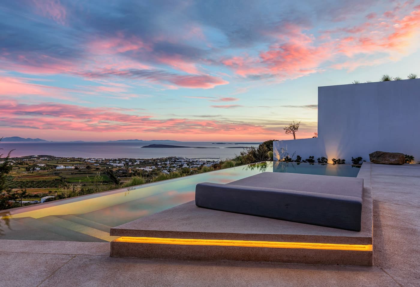 Villa Skylines Estate III — luxury villa photo 2