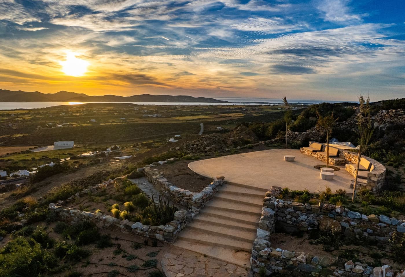 Paros Villa Skylines Estate — luxury villa photo 2