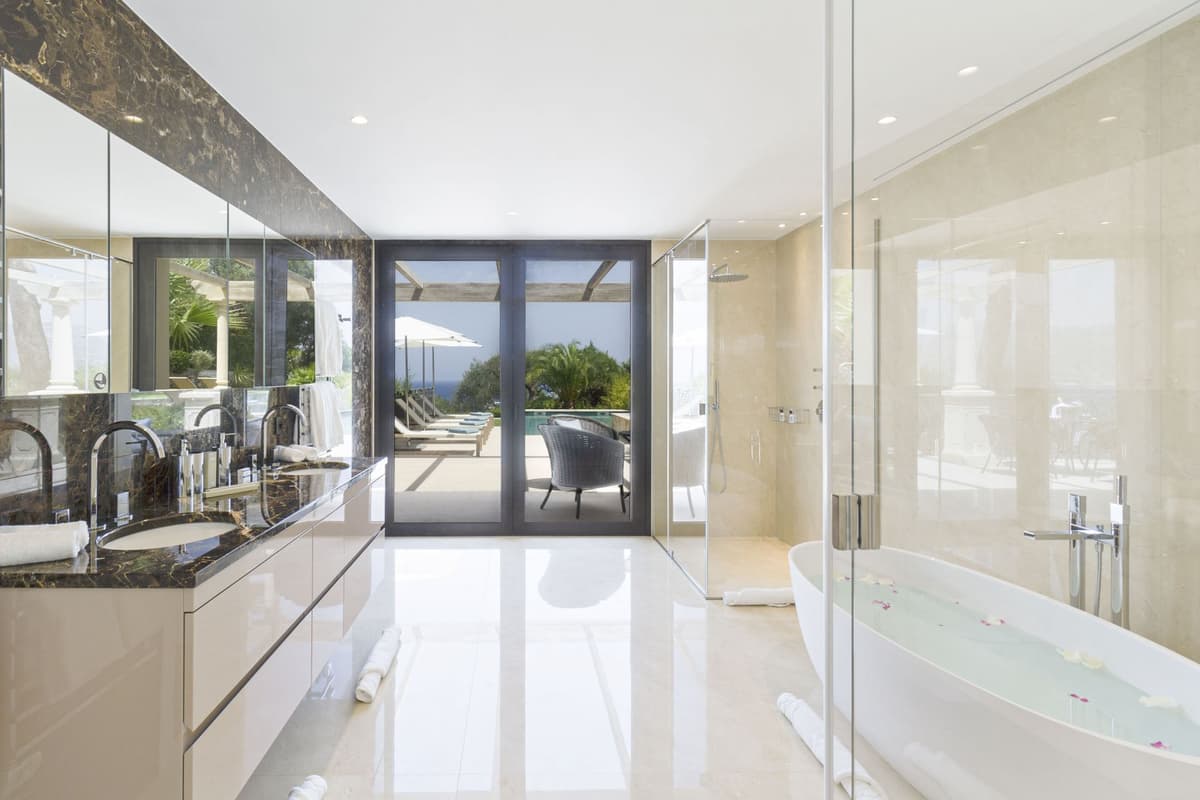 Villa Les Dauphins — luxury villa photo 44