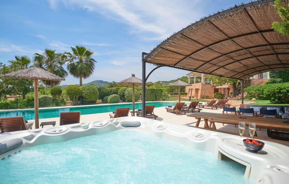 Villa Solis — luxury villa photo 3