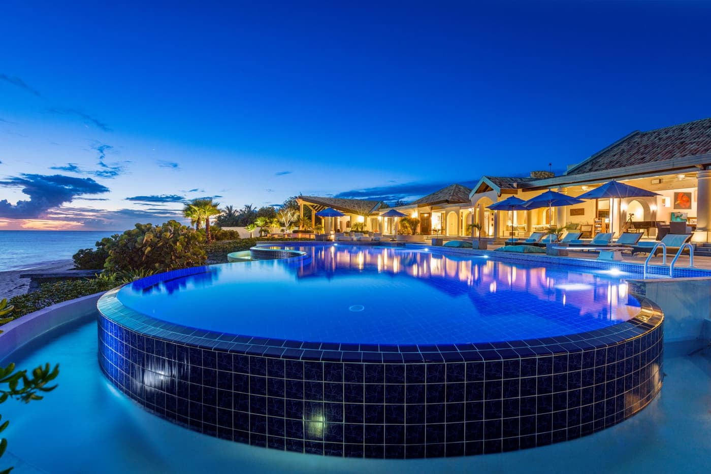 Villa Casa de la Playa — luxury villa photo 1