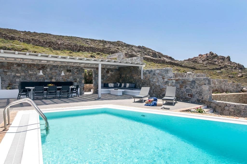 Villa Gin — luxury villa photo 2