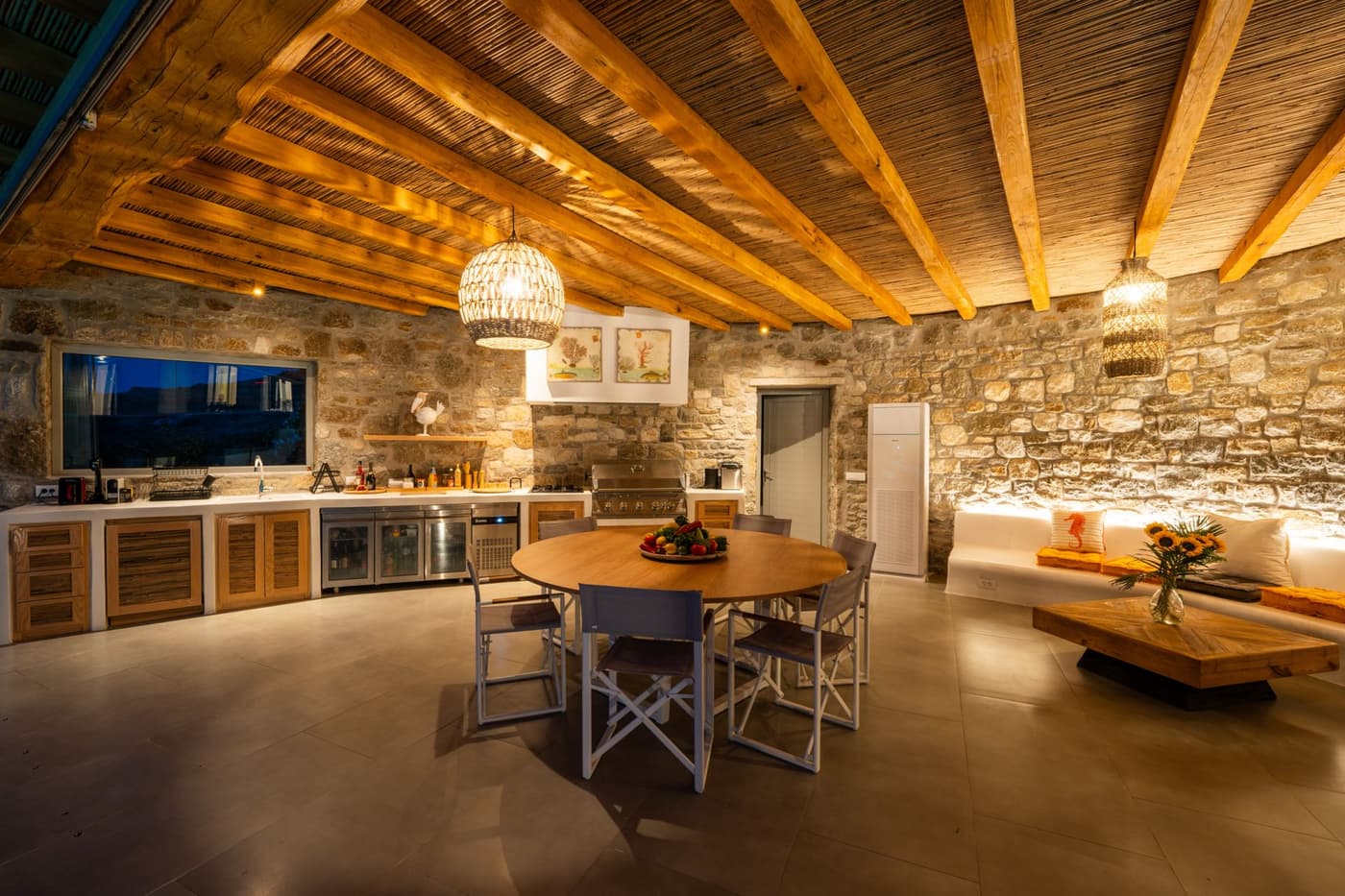 Villa Orea — luxury villa photo 2