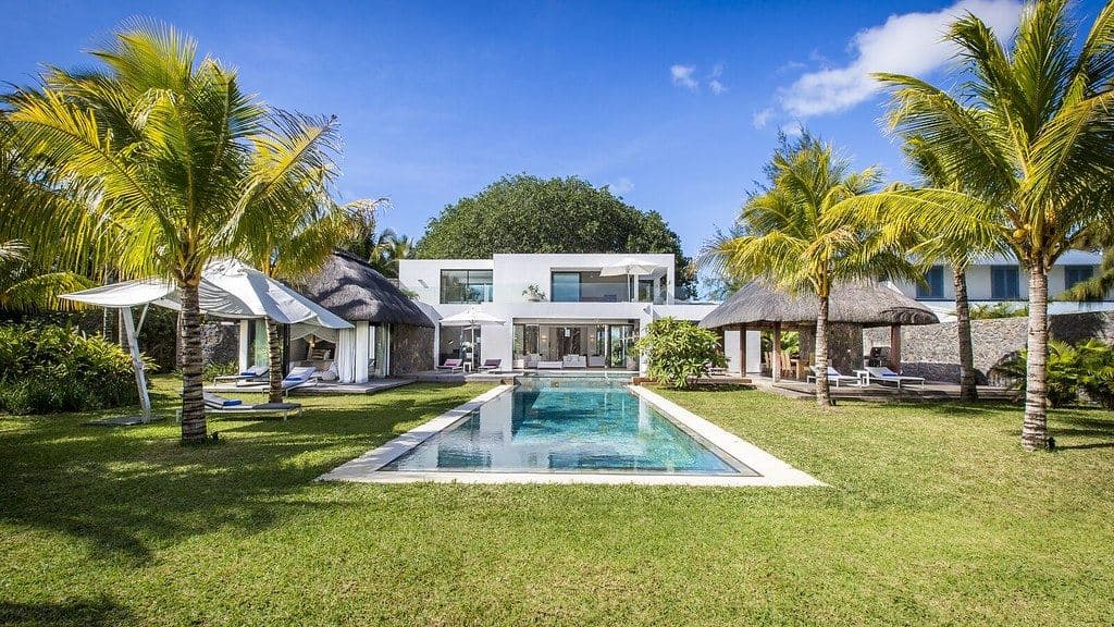 Villa Rivage — luxury villa photo 1