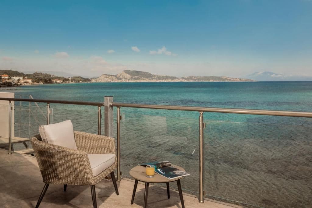 Bleu Beach Villa — luxury villa photo 20