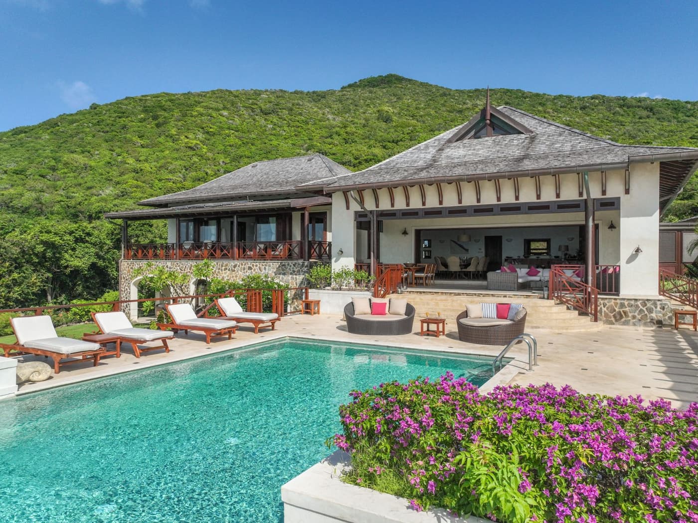 Villa Silver Turtle — luxury villa photo 3