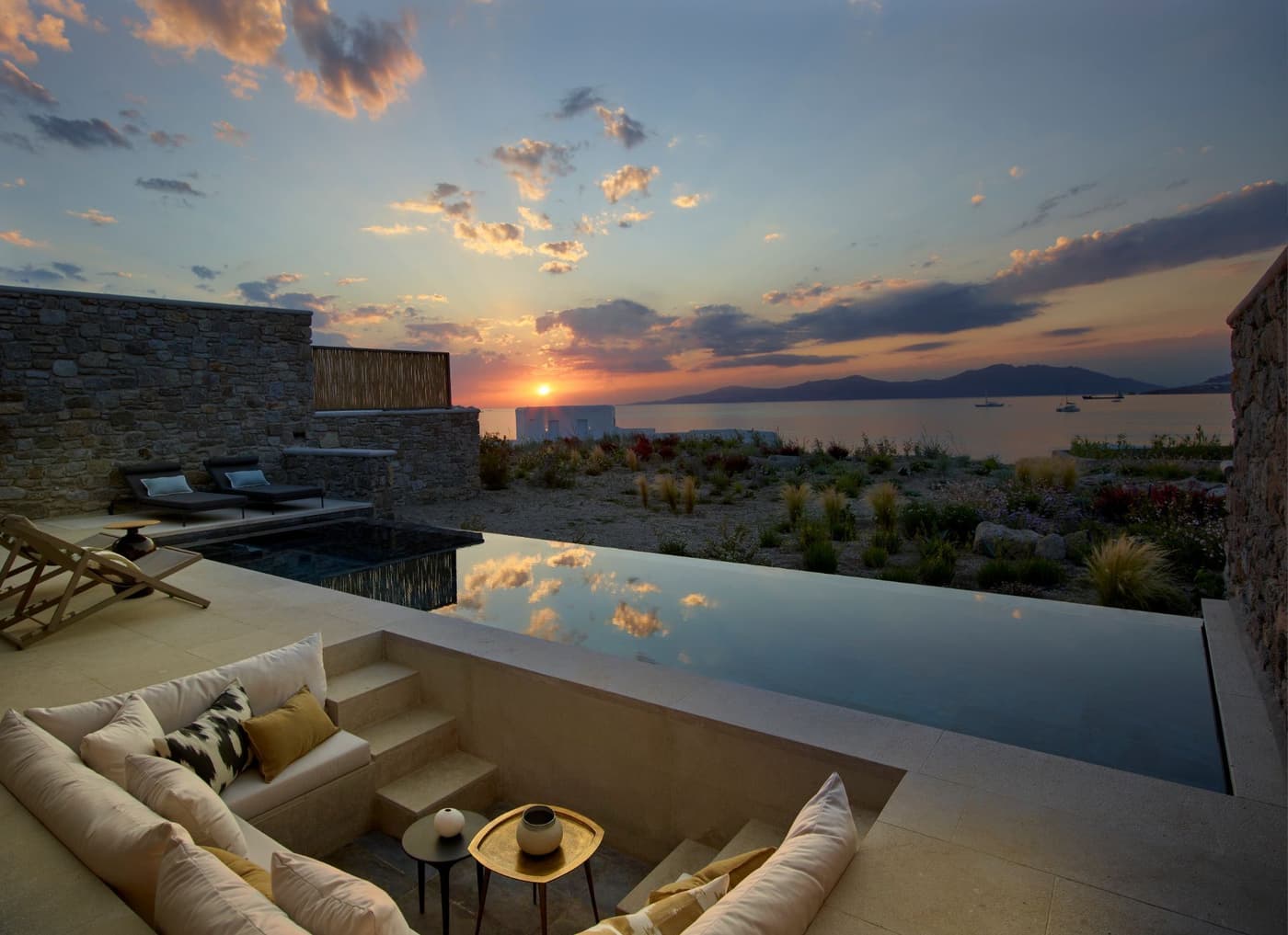 Two Bedroom Villa Sea View with Private Heated Pools — luxury villa photo 2