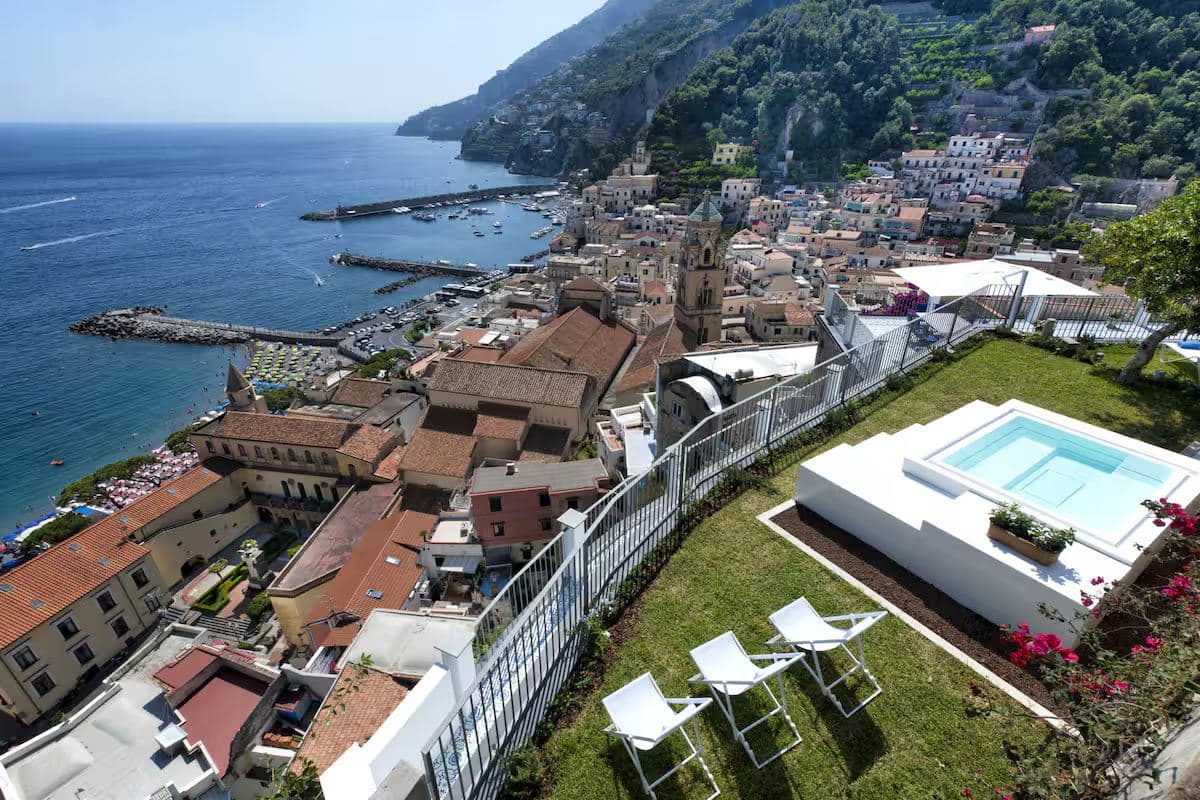 Palazzo della Storia — luxury villa photo 1