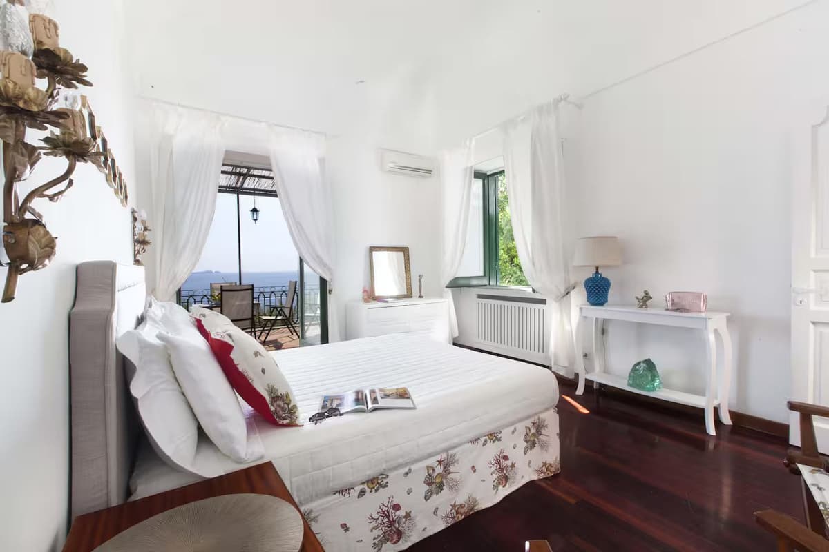 Villa Lo Scoglio — luxury villa photo 2
