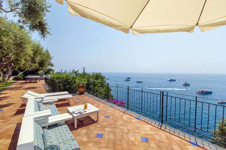 Villa Lo Scoglio — luxury villa photo 1
