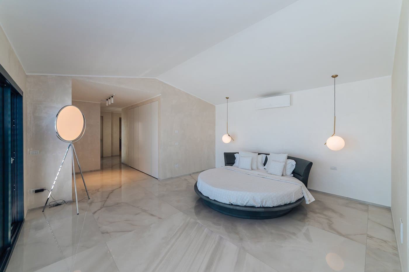 Villa Sabrina Imperia — luxury villa photo 2
