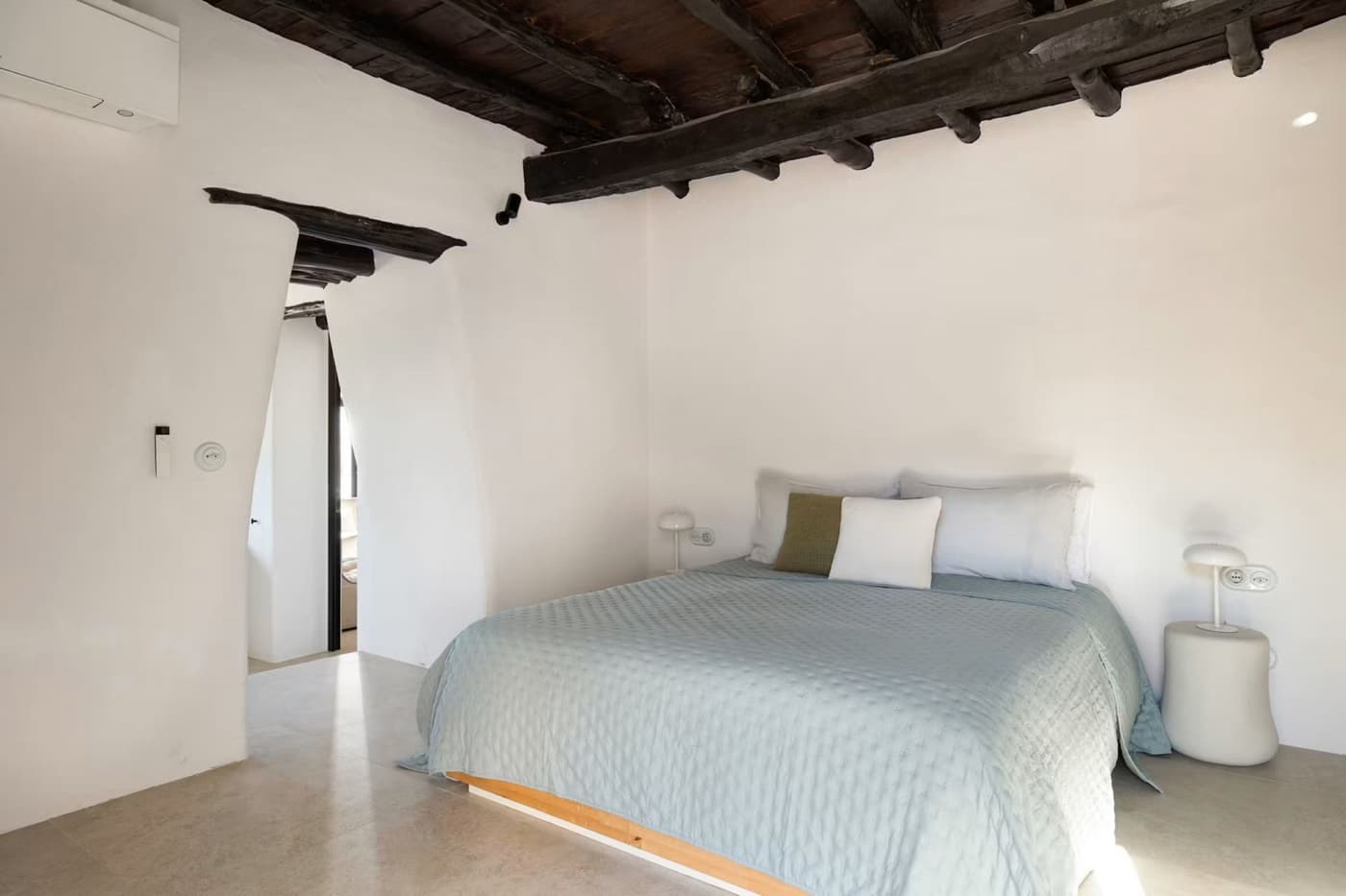 Villa Falesiyah — luxury villa photo 1