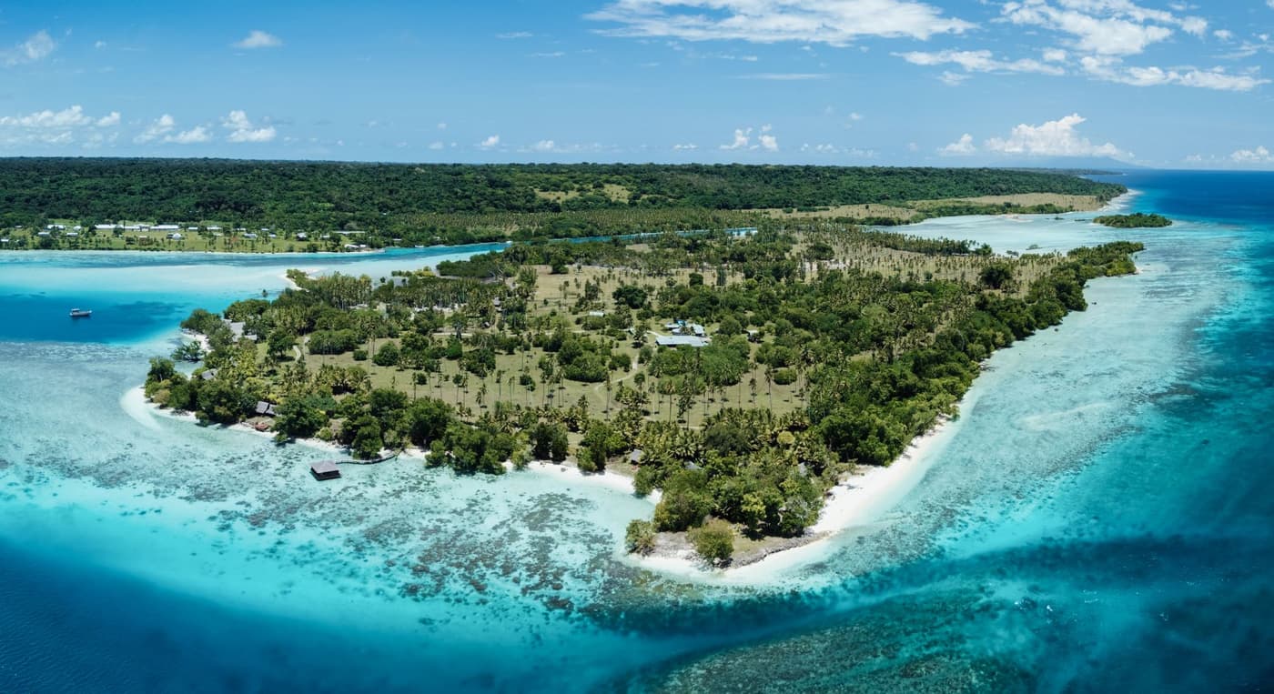 Ratua Private Island — luxury villa photo 1