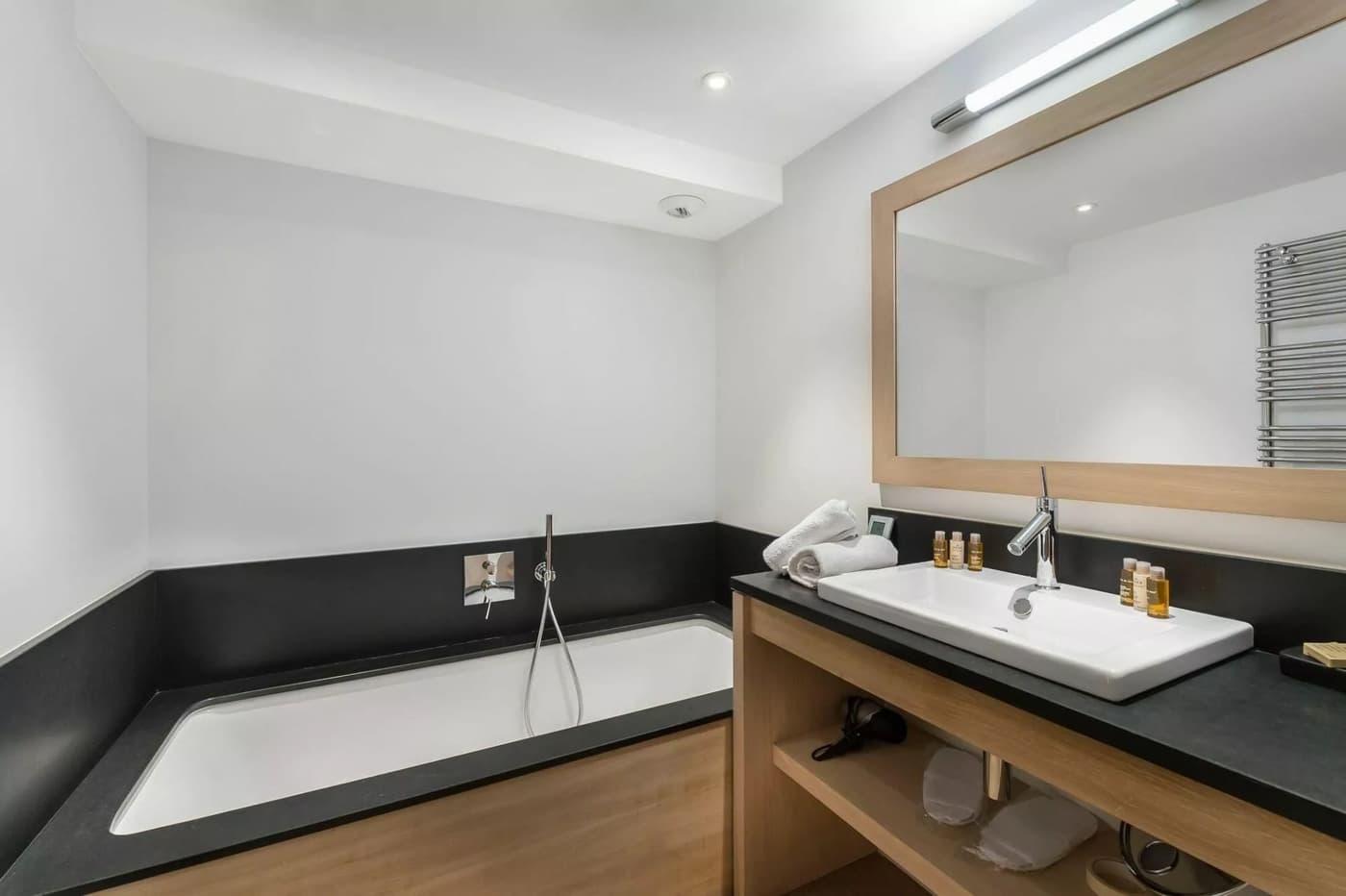 Chalet Le Pierremont — luxury villa photo 1