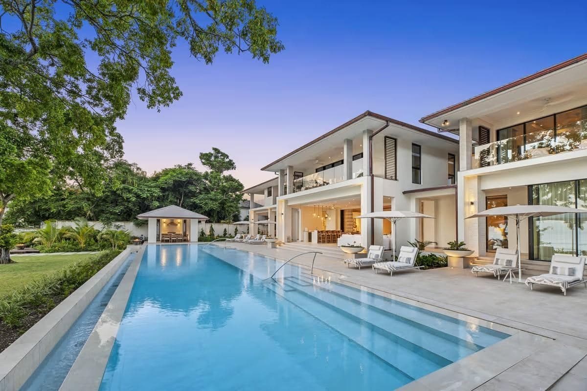 One Beachlands — luxury villa photo 1