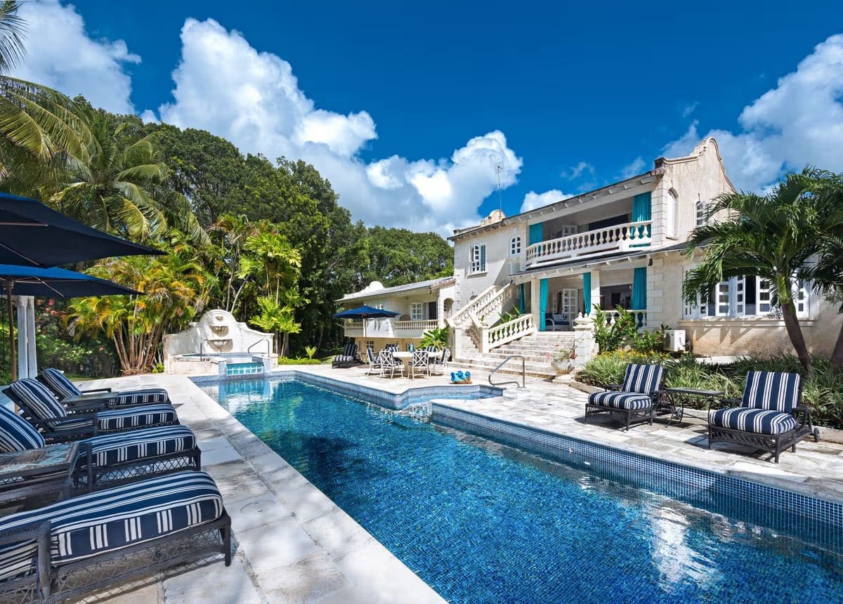 Grendon House — luxury villa photo 1