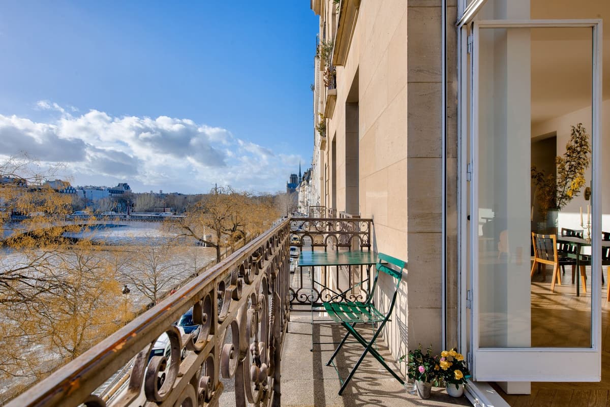 Salon Saint-Louis — luxury villa photo 31