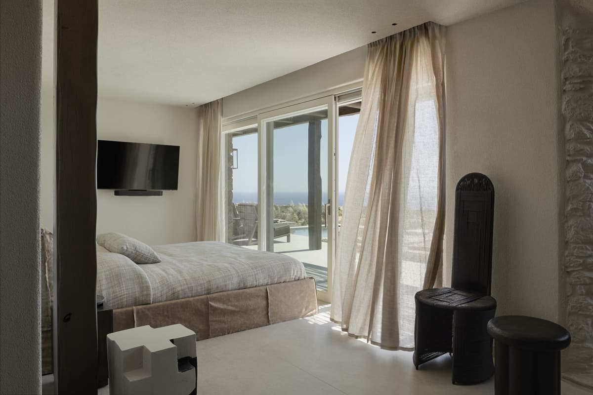 Villa Adyto — luxury villa photo 2