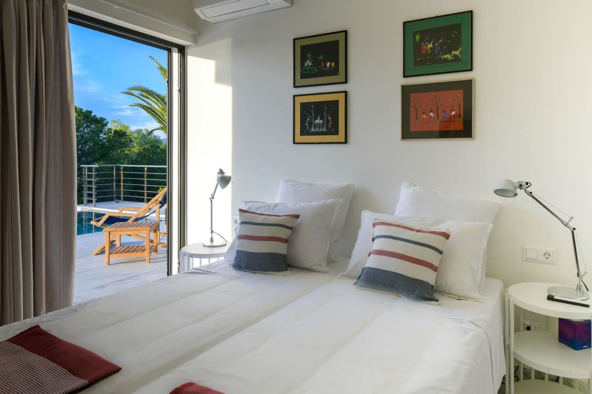 Villa Kilada on the Rocks — luxury villa photo 2