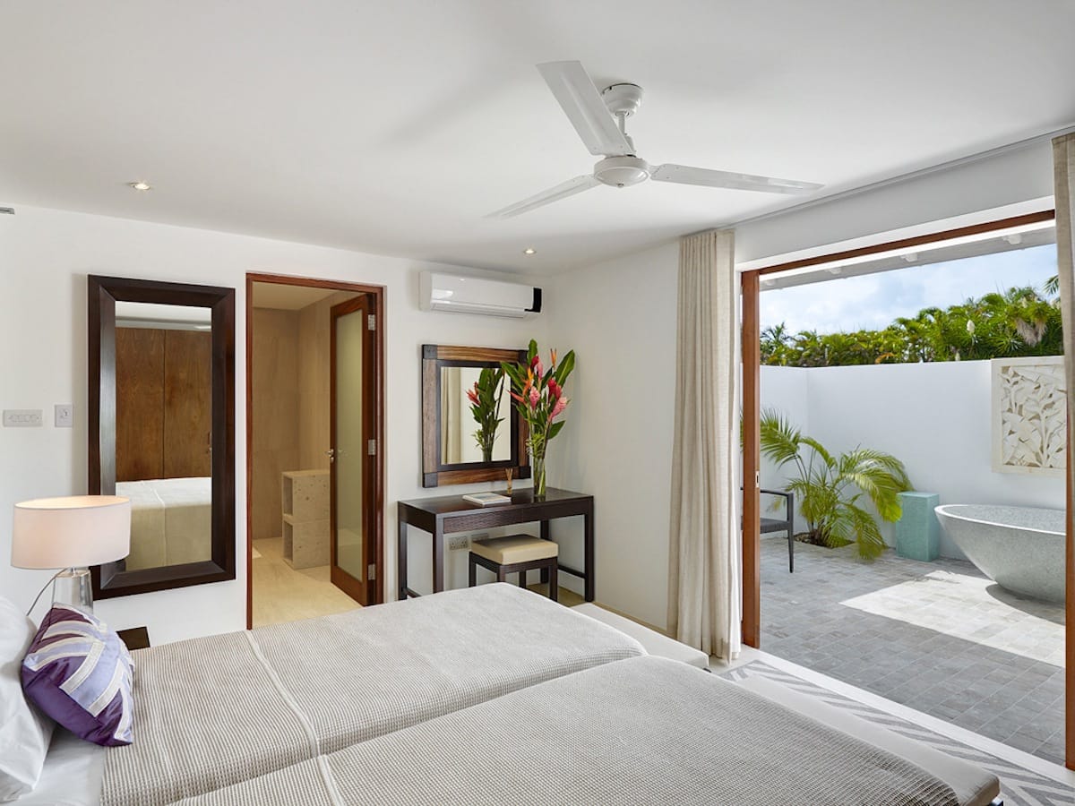 Elysium — luxury villa photo 1