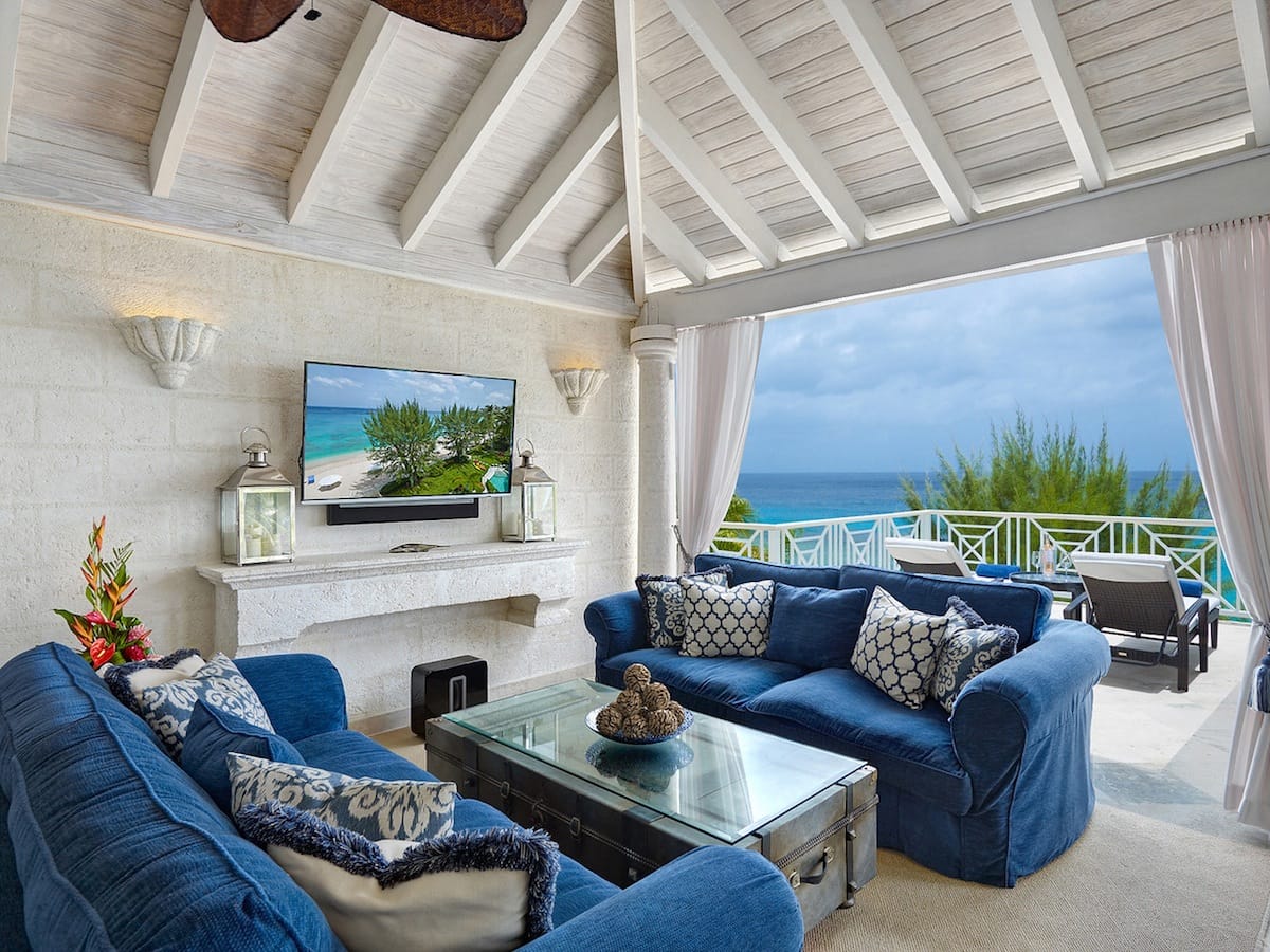 Old Trees 301 Penthouse — luxury villa photo 2
