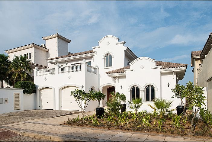 PRIVATE 4 BED VILLA — luxury villa photo 1