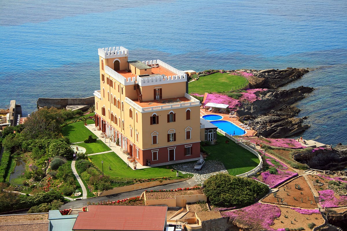 Villa Las Tronas — luxury villa photo 1