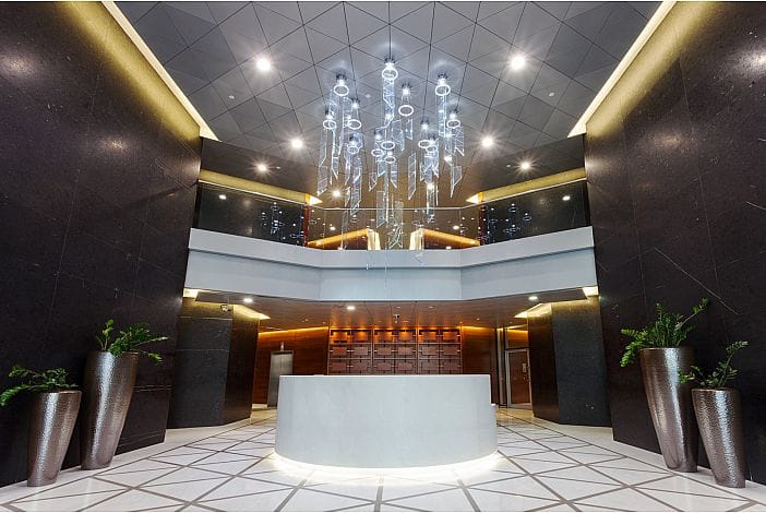 LUXURIOUS 1 BED APARTMENT — luxury villa photo 2