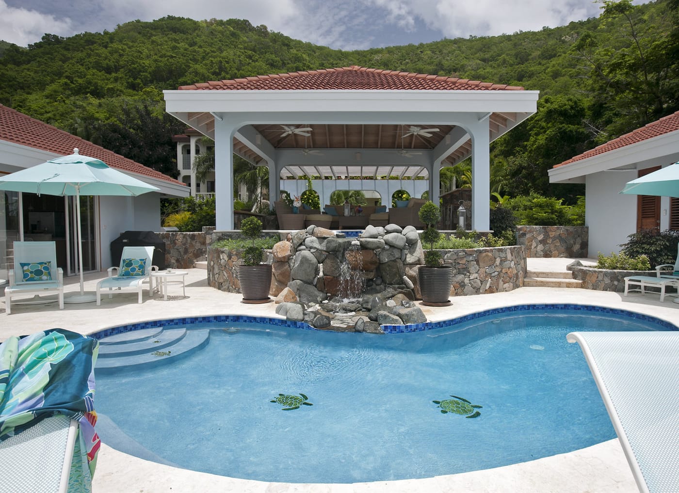 Blue Lagoon Villa - Image 1