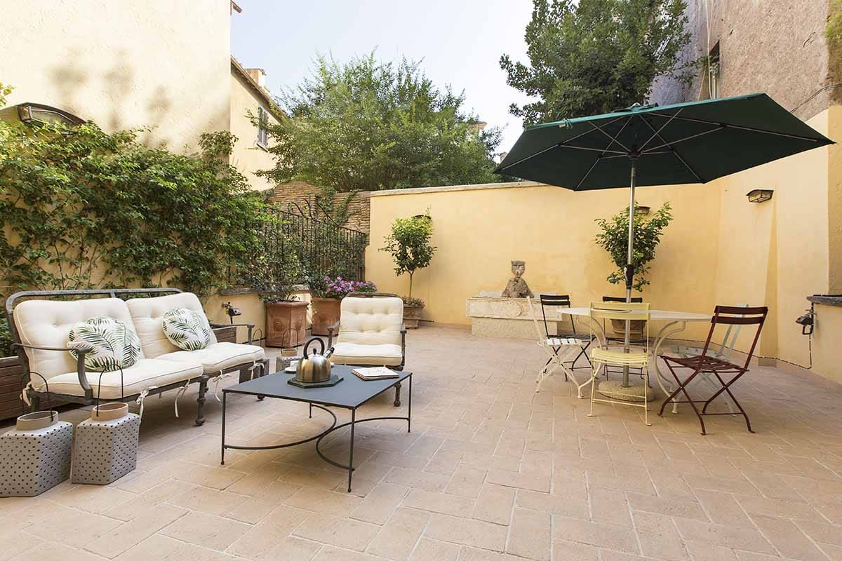Margana Palace — luxury villa photo 2