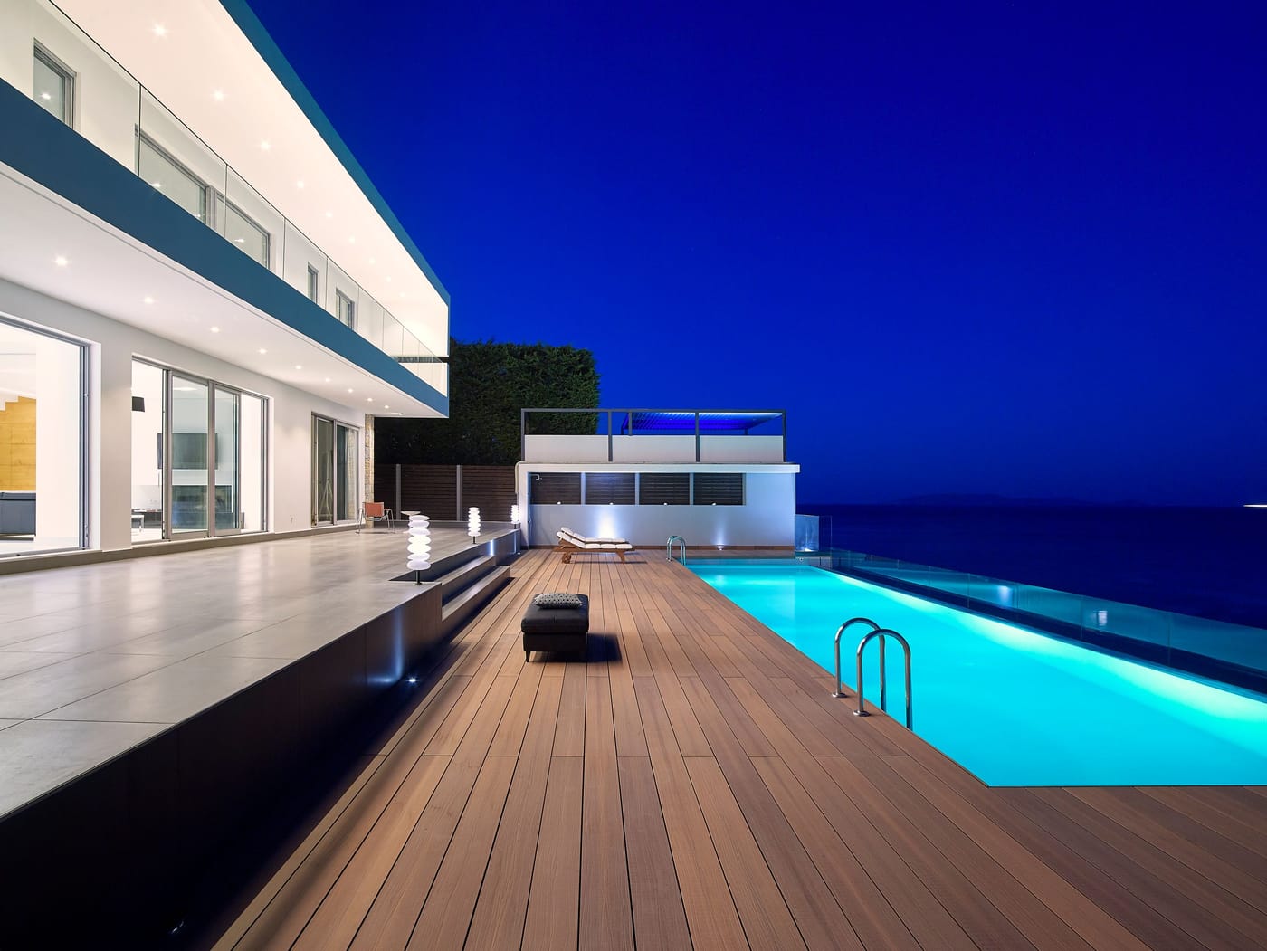 Epavli Luxury Villa - Image 1