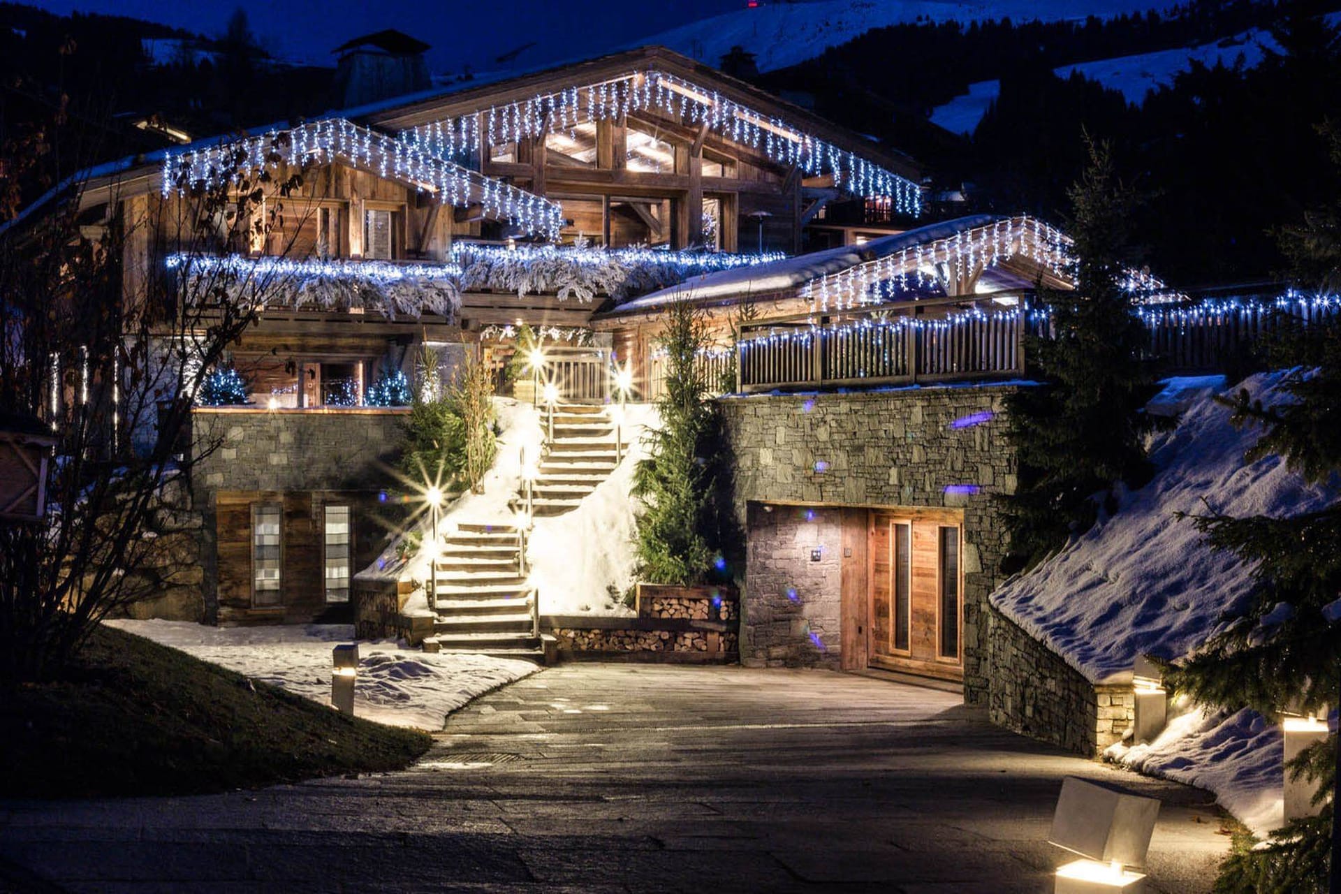 Chalet Des Sens — luxury villa photo 1