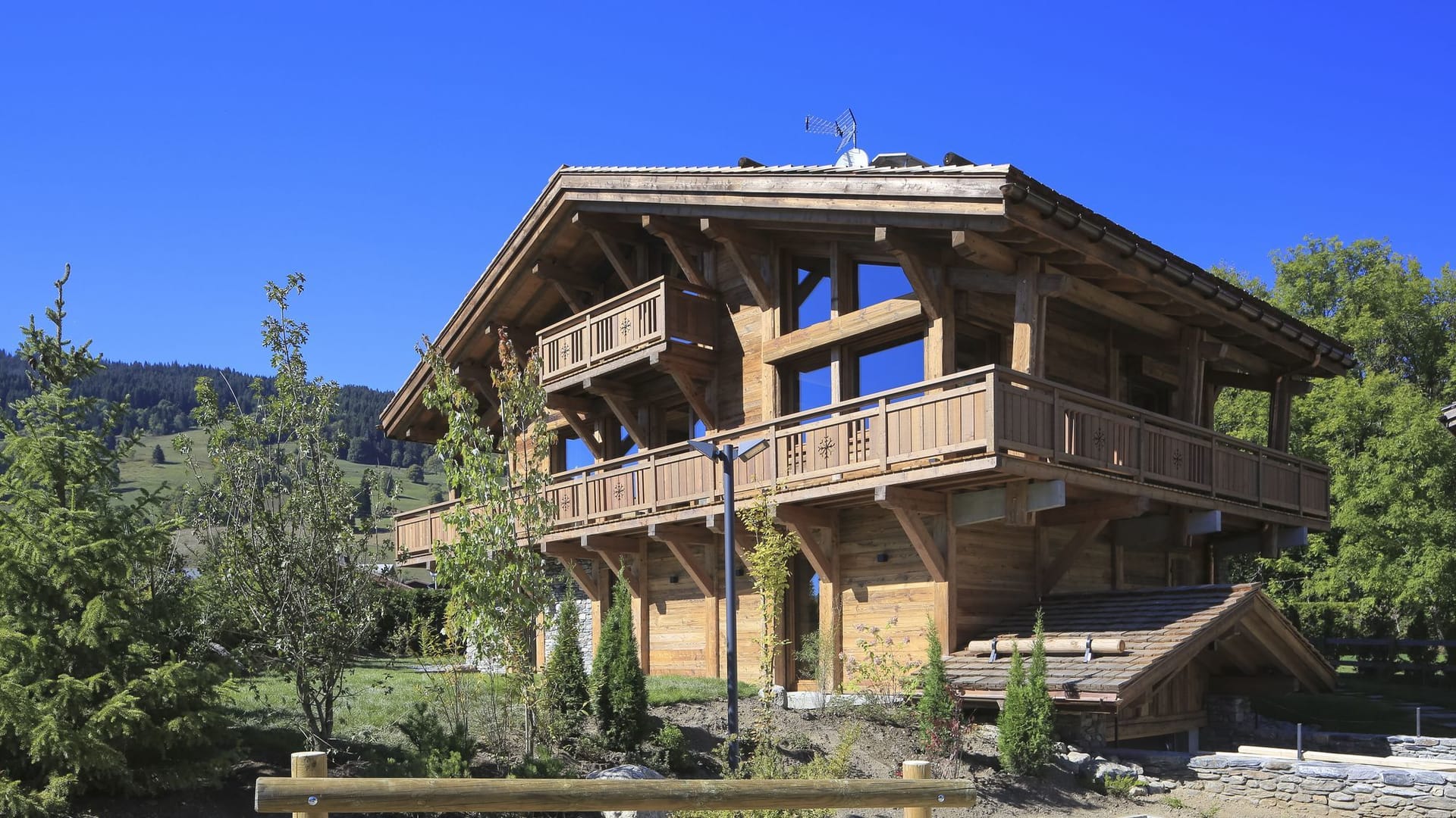 CHALET SAMARA — luxury villa photo 1