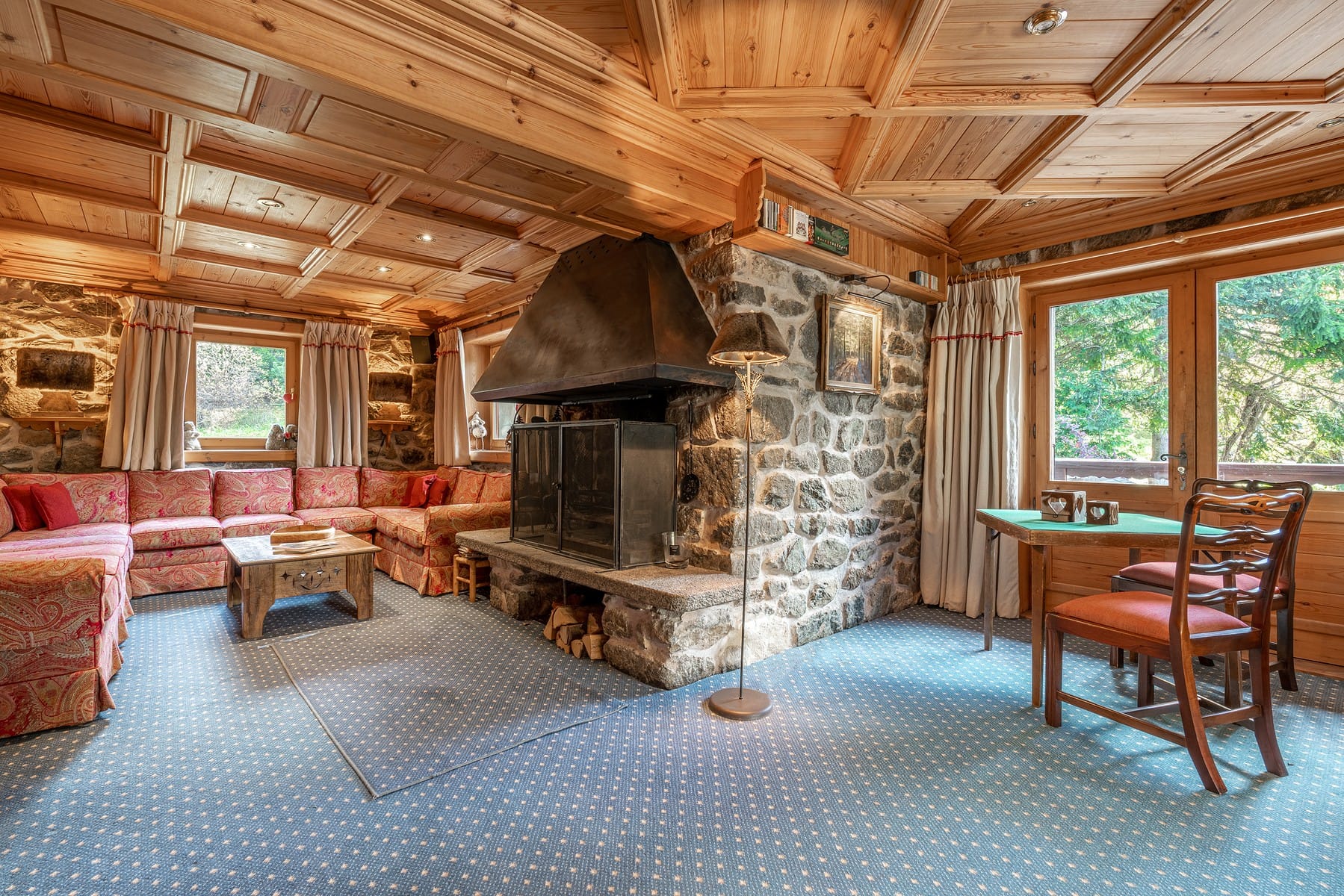 CHALET LA SAPINIERE — luxury villa photo 1