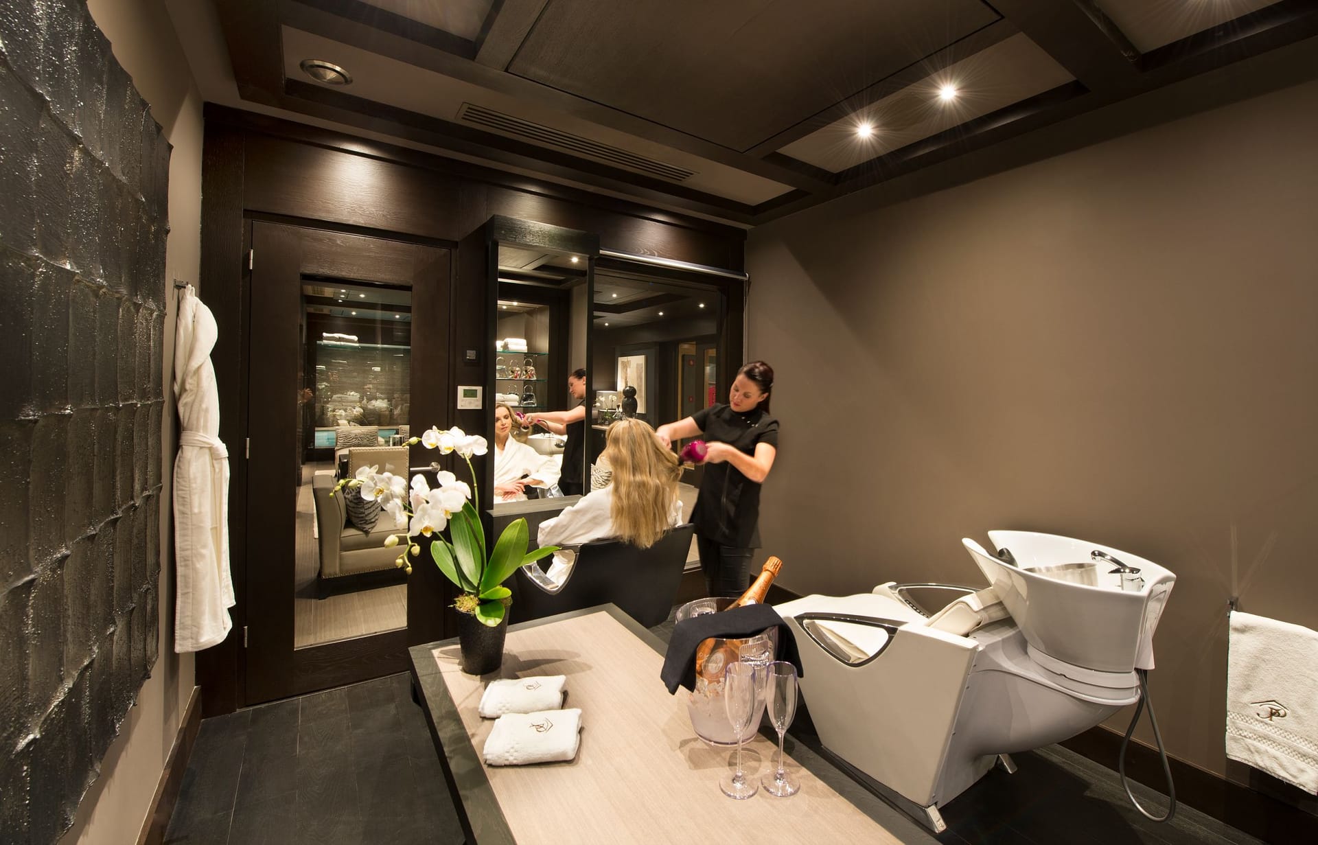Chalet Le Petit Palais — luxury villa photo 1