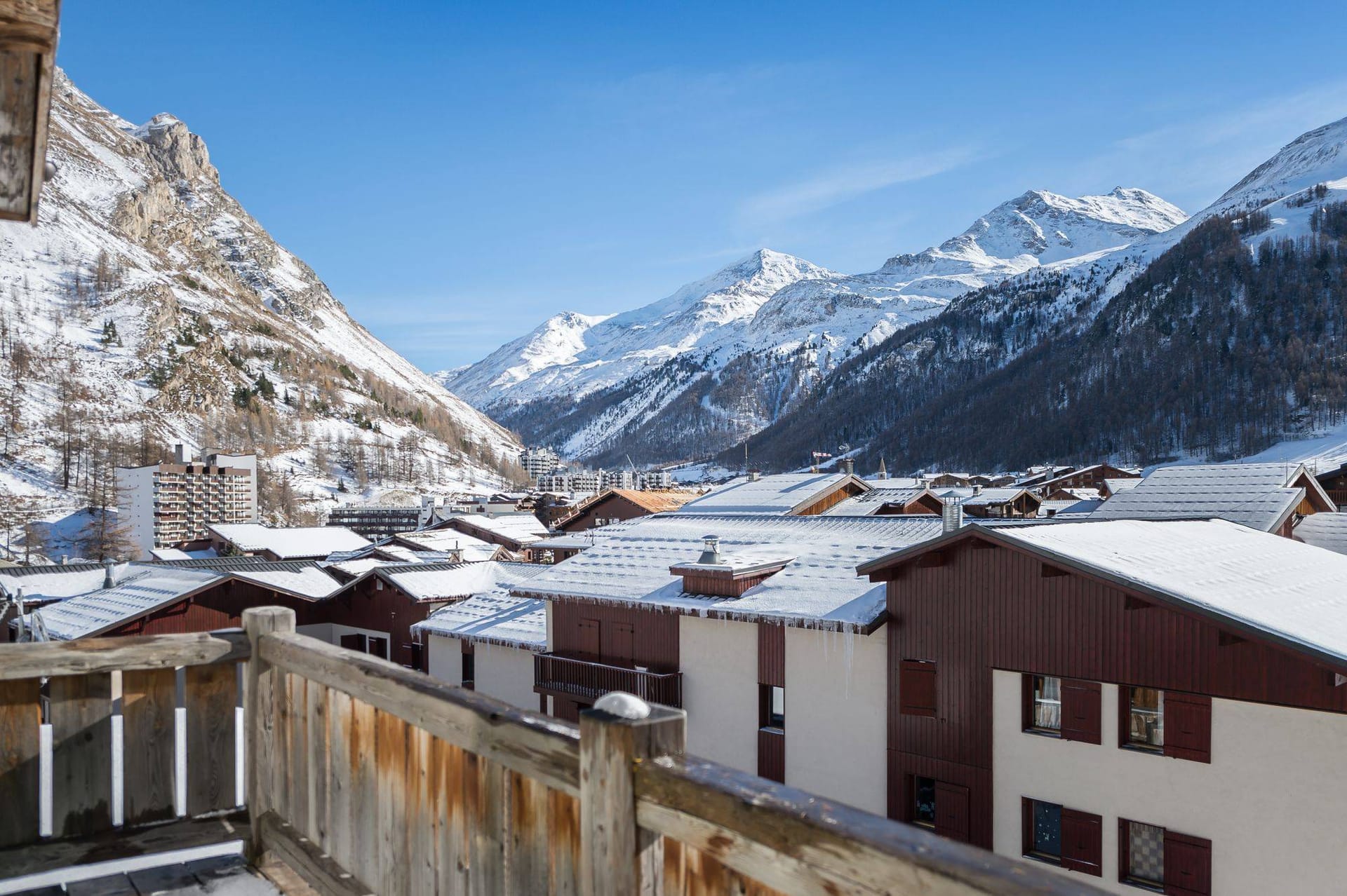 Chalet Tasna — luxury villa photo 2