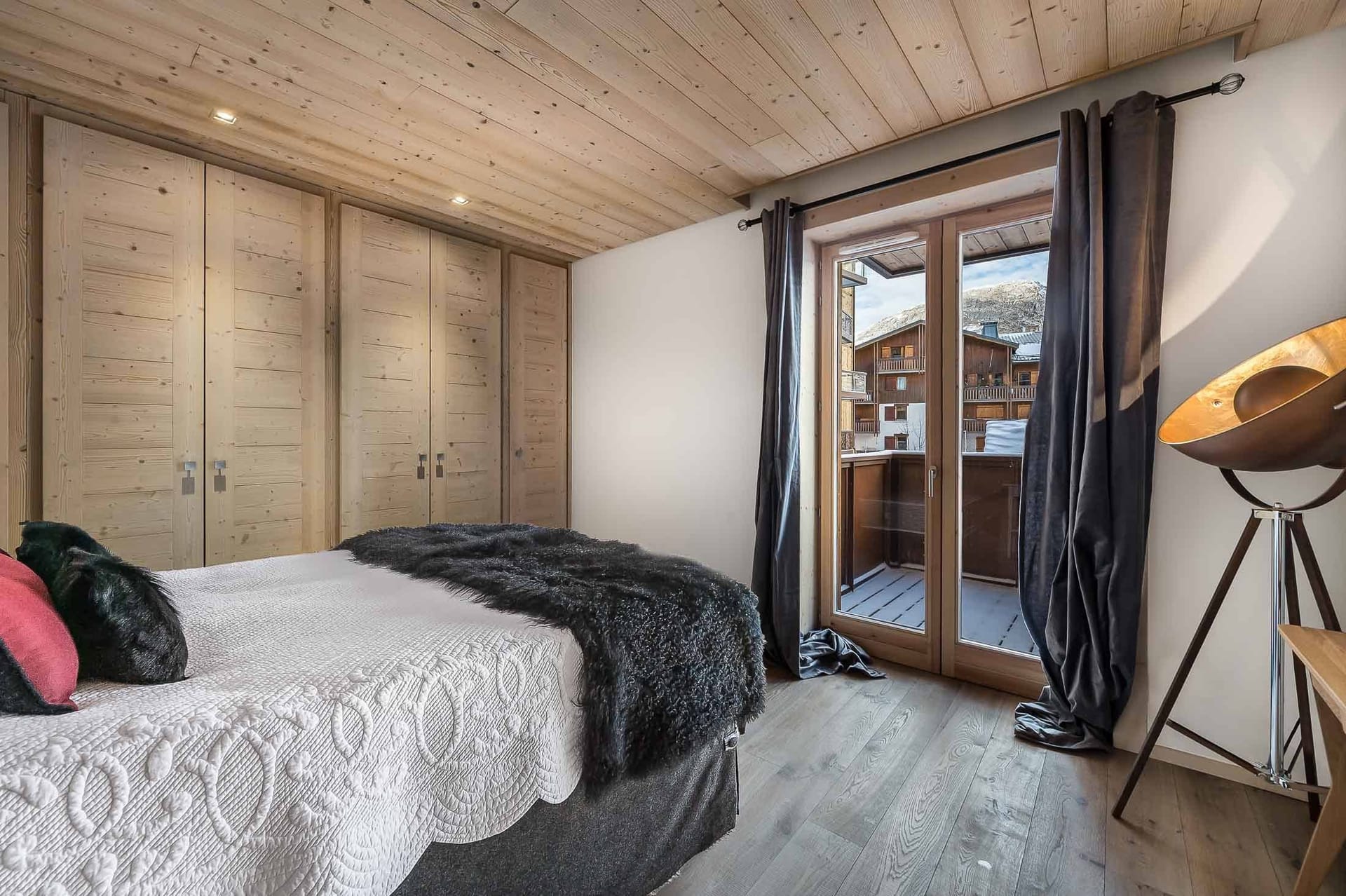 Apartment Cygnaski 5 — luxury villa photo 1