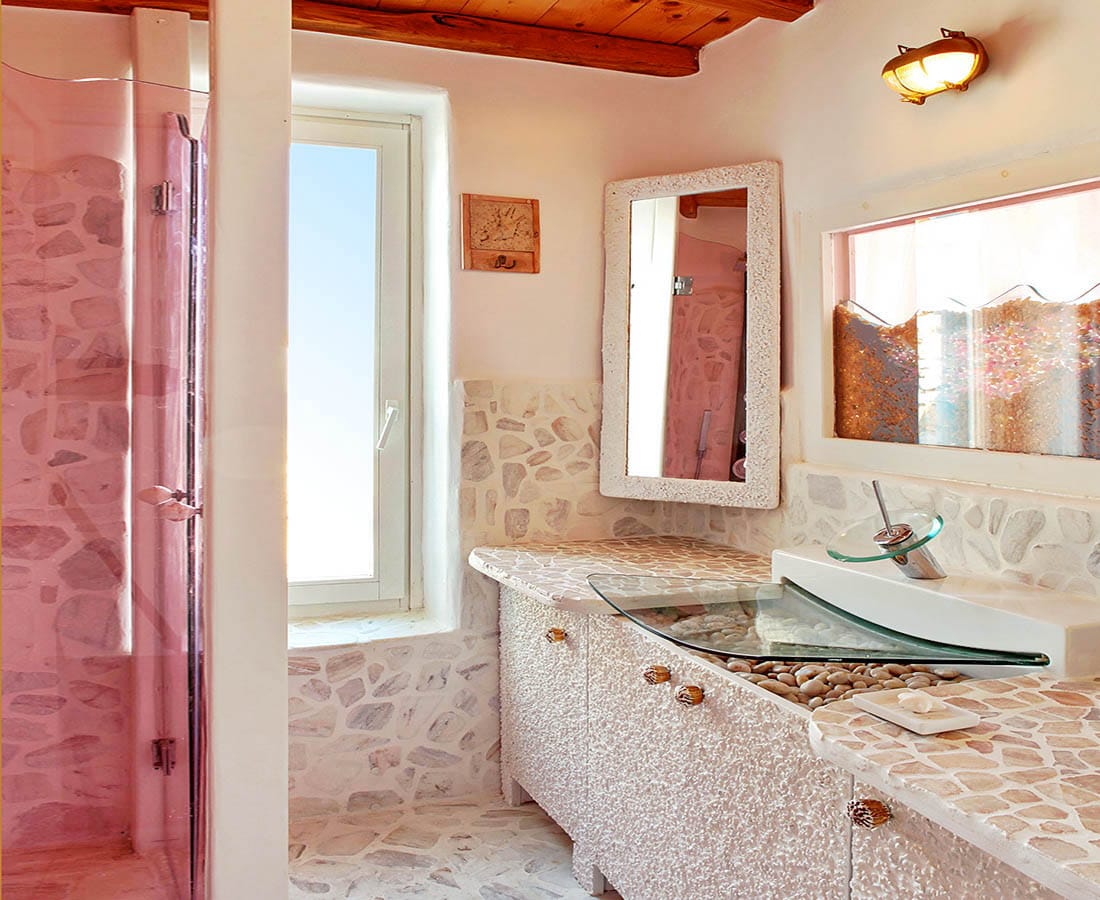 Kings And Queens — luxury villa photo 16