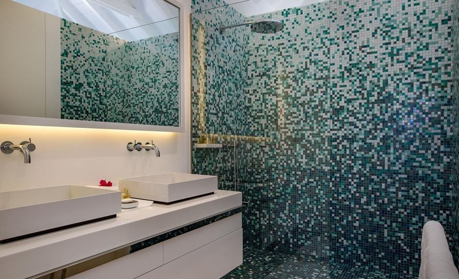 Villa Javacanou — luxury villa photo 2