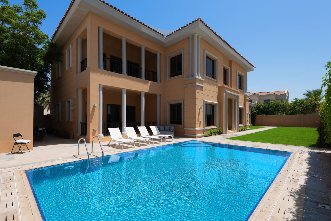 Jumeirah Villa - Image 1